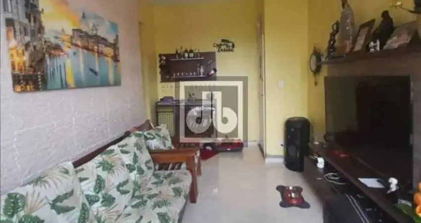 Apartamento a venda de 2 quartos vaga elevador na rua heraclito graça