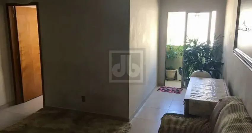 Centro de cascadura - rua brasilina - varanda - sala - 3 quartos (1 suíte) - vaga de garagem - condomínio barato - jbm305774