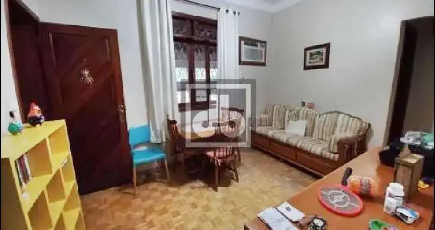 Méier - rua adriano - apartamento - 3 quartos sendo 1 suíte - vaga de garagem