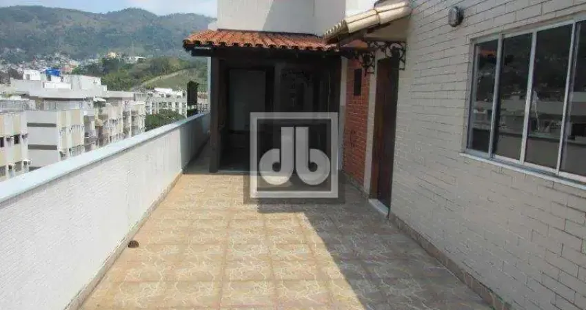 Méier - rua fábio luz - espetacular cobertura linear à venda - única no condomínio com hall privativo - terração - 3 quartos(1 suíte) 3 vagas.