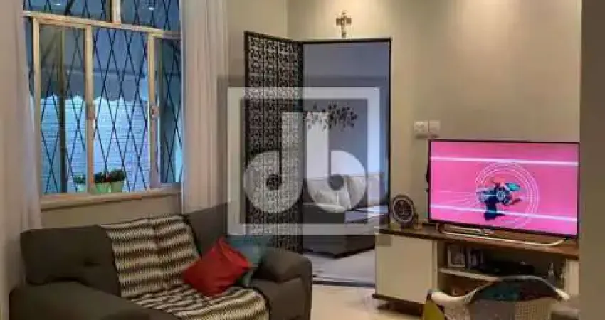 Encantado - casa duplex - terraço - 2 salas - 3 quartos - suíte - quarto de empregada - vaga.