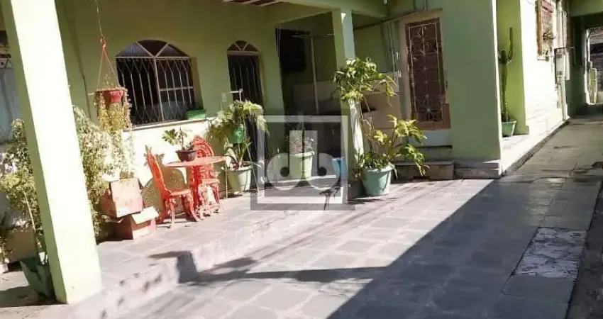 Cachambi - apartamento tipo casa térreo - varanda - 3 quartos sendo 1 suíte - copa cozinha - garagem