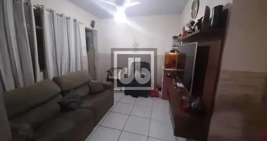 Quintino - casa de vila - 3 quartos - copa cozinha dependência completa - terraço -