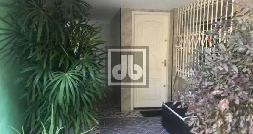 Méier - casa triplex - 5 quartos (2 suíte) - varanda - terraço - 2 vagas de garagem - sol da manhã - elevador