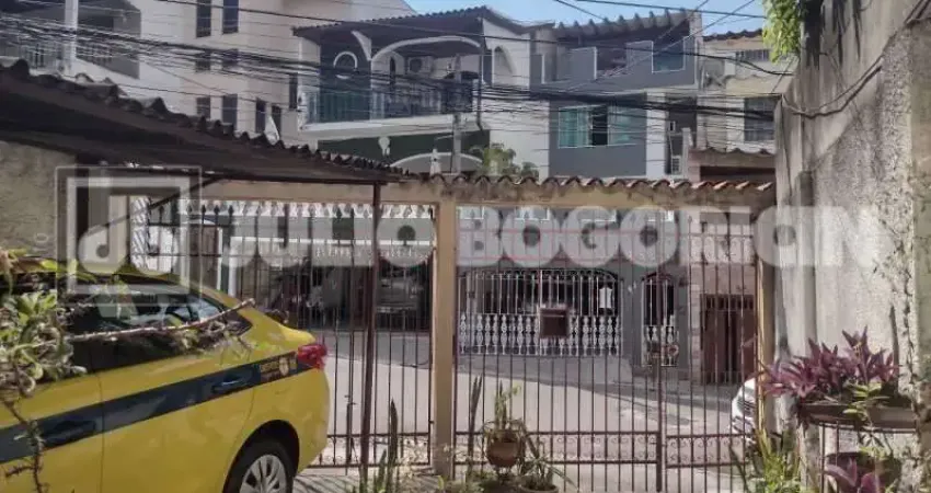 Casa de condomínio duplex - todos os santos - a venda - a 5 minutos do centro do méier - 3 quartos - quintal