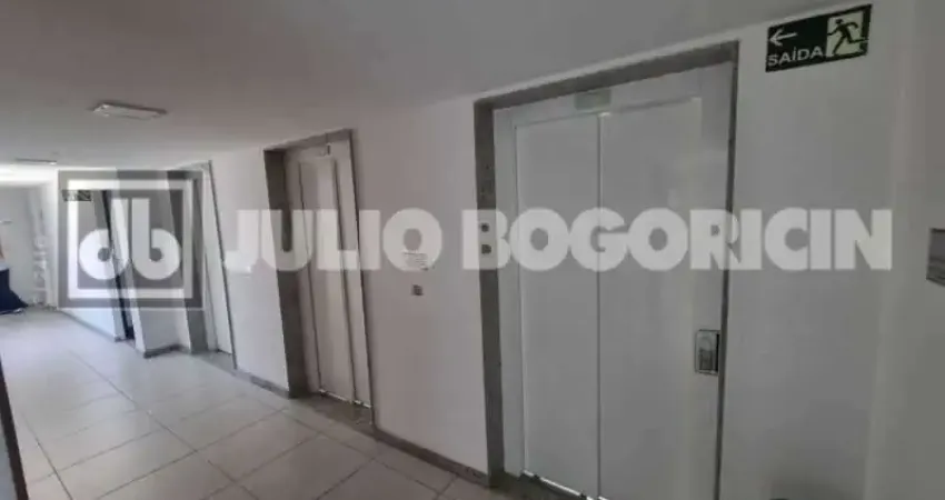 Sala comercial com 1 sala à venda na Rua Doutor Tavares de Macedo, Icaraí, Niterói