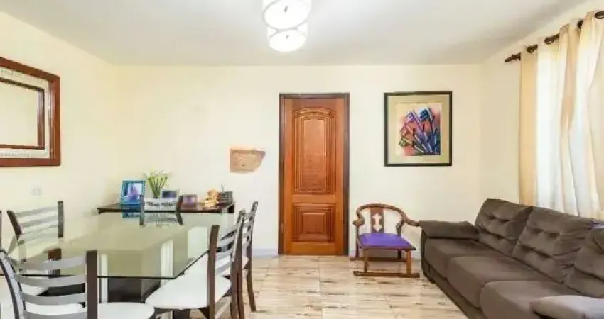 Casa com 4 quartos à venda na Rua Subtenente Francisco Hierro, 170, Uberaba, Curitiba