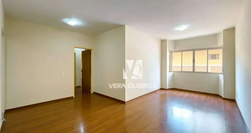 Apartamento com 3 quartos para alugar na Rua Arquiteto José Augusto Silva, 761, Mansões Santo Antônio, Campinas