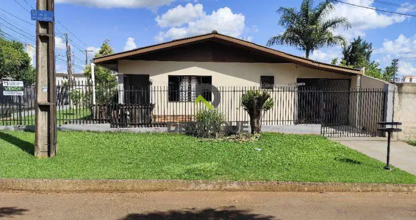 Casa com 1 suite e 2 quartos,  154m2- Bairro Country