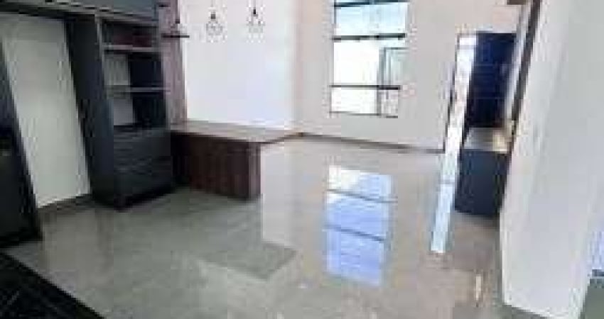 ** CASA COM 02 SUITES - DE R$560.000,00 POR R$ 520.000,00