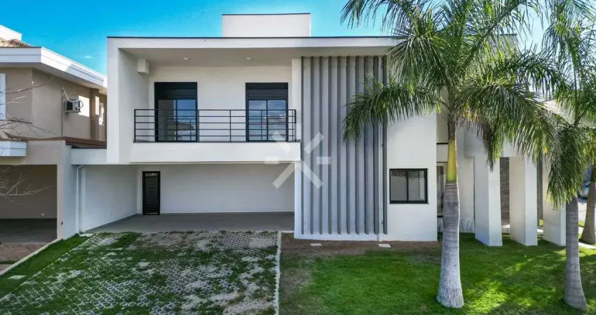 Casa em condomínio - 4 suítes - 600m² de terreno - Fino acabamento - Urbanova
