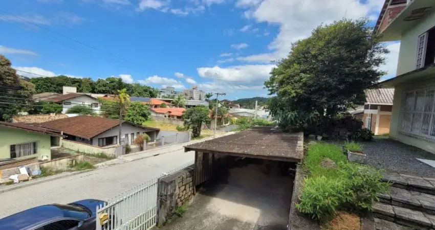 Casa para Venda em Joinville, Costa e Silva, 4 dormitórios, 3 banheiros, 2 vagas