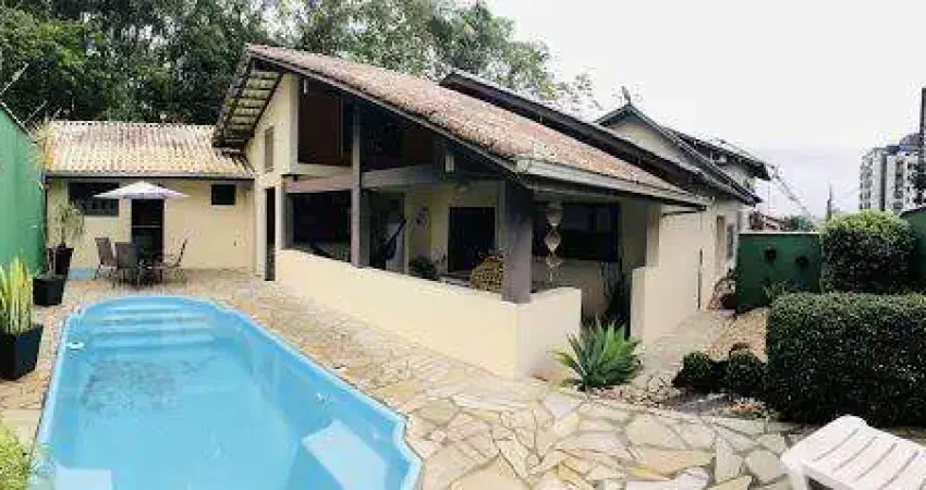 Casa para venda em joinville, saguaçu, 5 dormitórios, 1 suíte, 4 banheiros, 2 vagas