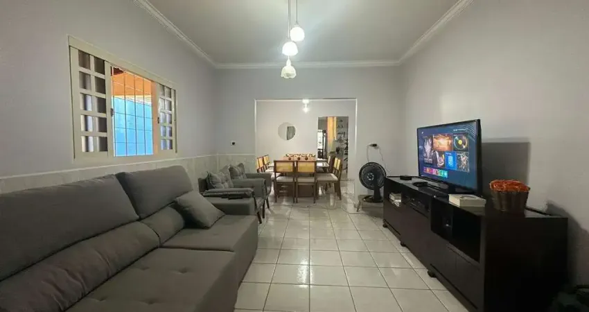 Casa com 3 quartos à venda na Avenida Rondônia, Vila Jardim São Judas Tadeu, Goiânia