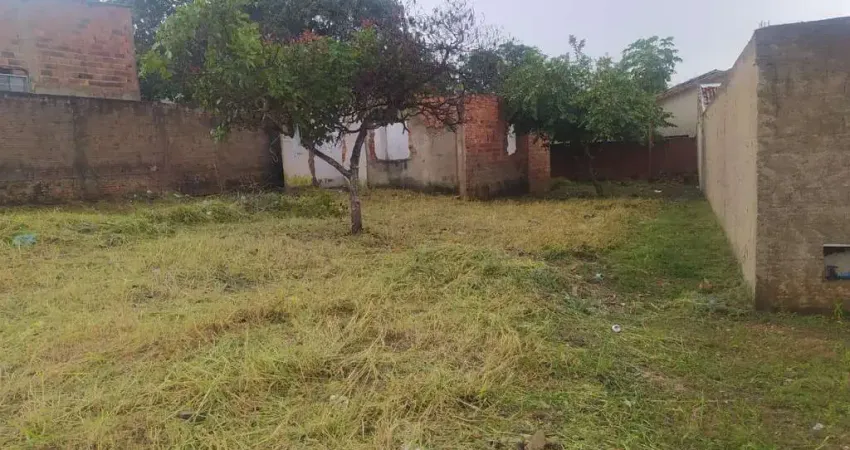 Lote / Terreno em Parque Ibirapuera  -  Aparecida de Goiânia