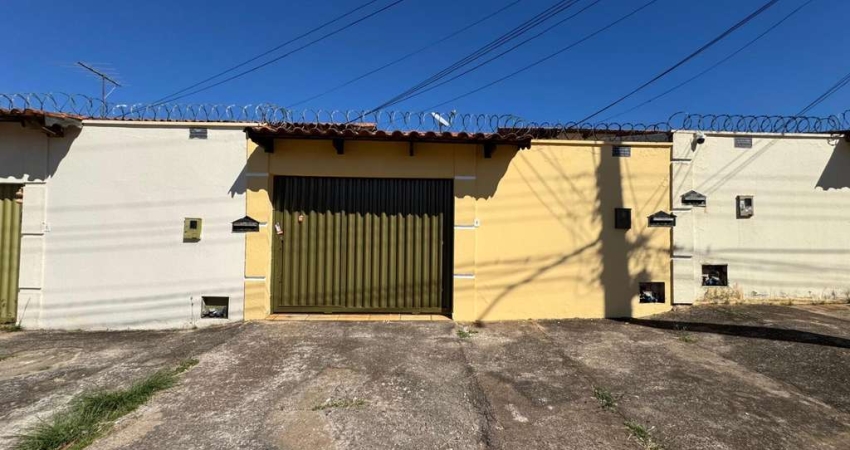Casa 03 Avenida São Jorge, Esq/ com Av Dom Pedro II Qd. 20 Lt. 04 São Judas Tadeu Goiânia(GO)