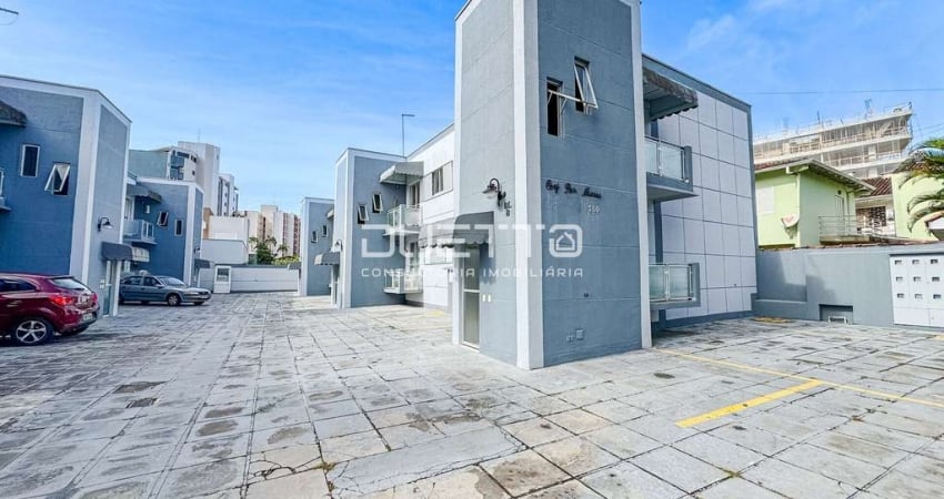 Apartamento com 02 dormitórios a poucos metros do mar em Caiobá