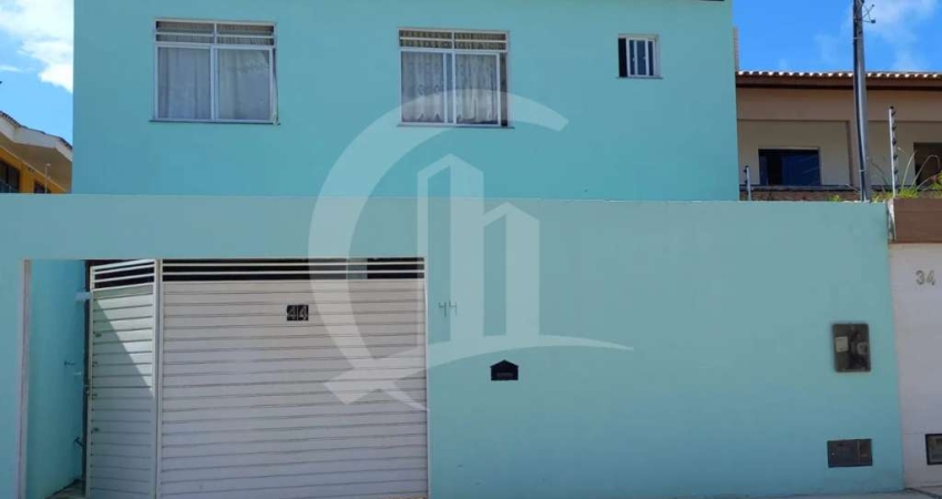 Oportunidade Imperdível na Atalaia Casa à venda com 9 Flats.