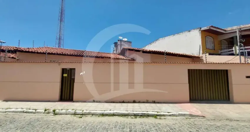 Ótima Casa para locação residencial Localizada no Bairro Luzia.