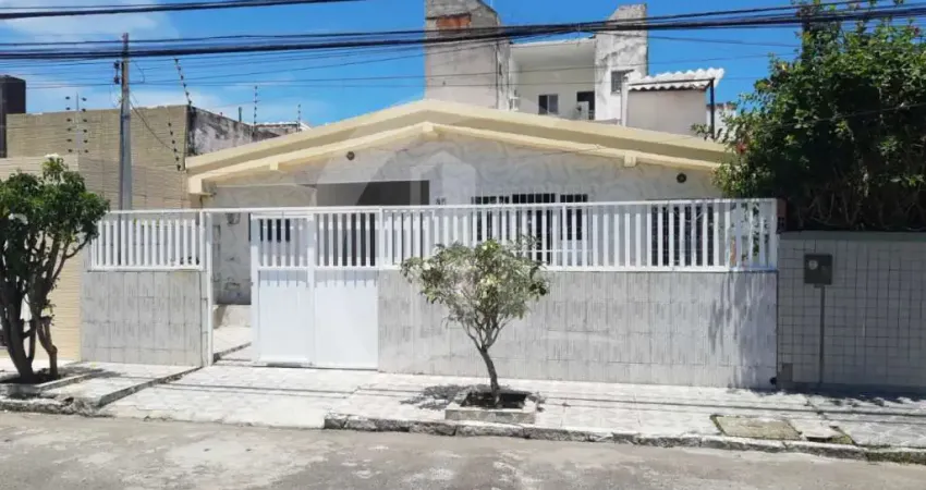 Casa com 4 quartos à venda no Grageru, Aracaju 