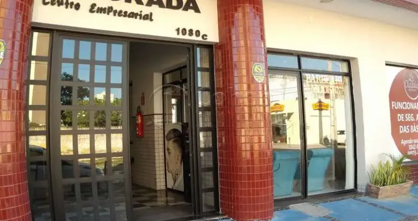Sala para locação na galria alvorada com esquina a hermes fontes