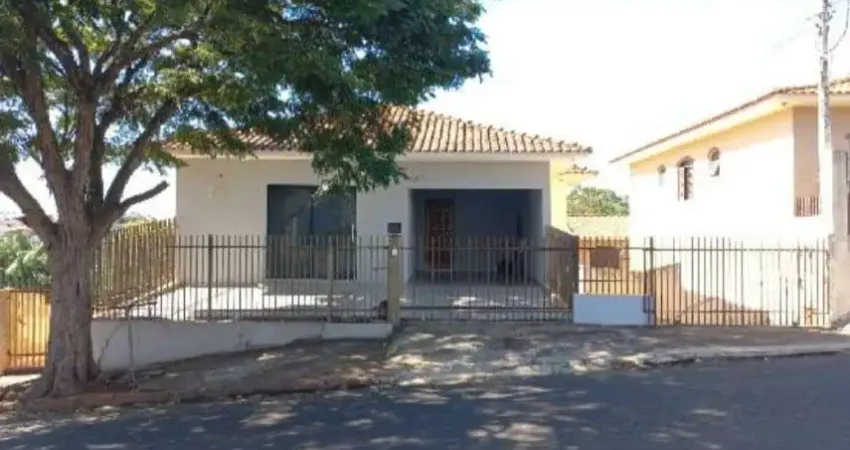 Casa para venda em jandaia do sul, centro, 6 dormitórios, 2 suítes, 3 banheiros, 2 vagas