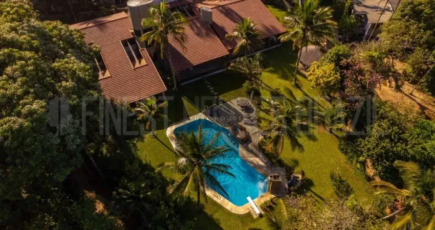 Casa em ubatuba a beira mar com 6 suítes , na praia domingas dias