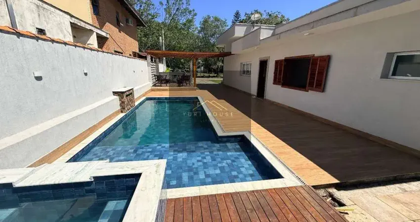 Casa de luxo em condomínio na lagoinha, ubatuba-sp: 3 quartos, 2 suítes, 3 salas, 4 banheiros, 4 vagas de garagem, 180m².
