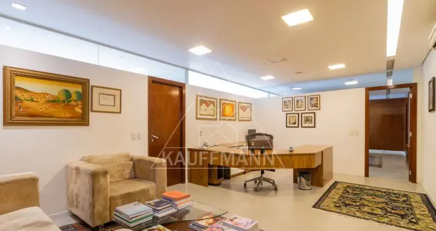 Conjunto Comercial á venda no Jardim América: 2 Vagas, 152 m² A.U