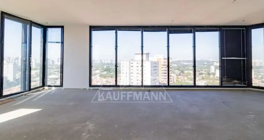Cobertura à venda na Vila Madalena - 4 dormitórios (3 suítes), 2 vagas de garagem, 230m² A.U.
