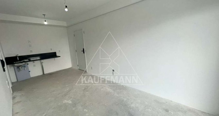 Apartamento à venda em Pinheiros com, 1 dormitório (1 suíte,) 1 vaga de garagem, 49m² A.U