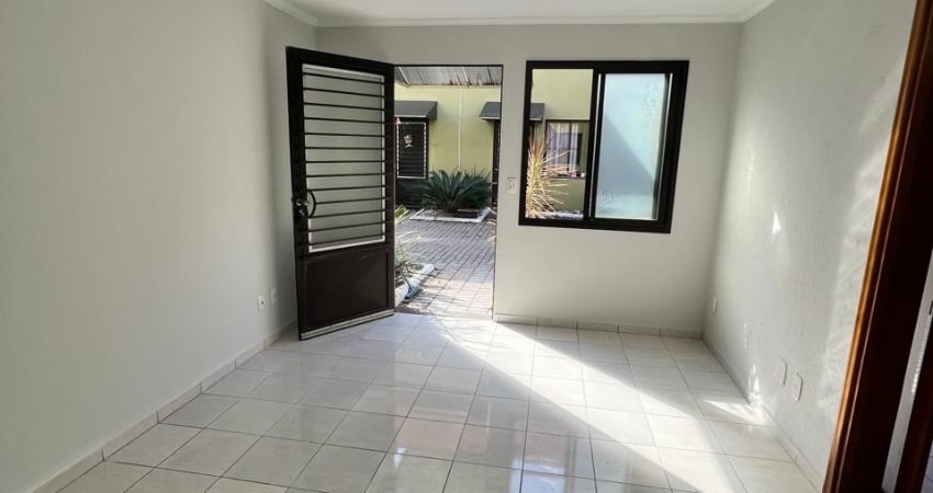 Sobrado com 03 quartos no Desvio Rizzo