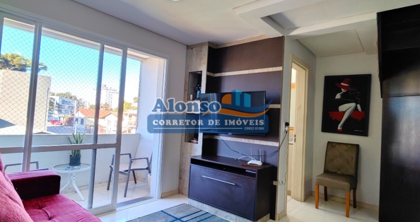 Apartamento duplex semi mobiliado com 03 quartos no Sagrada Família