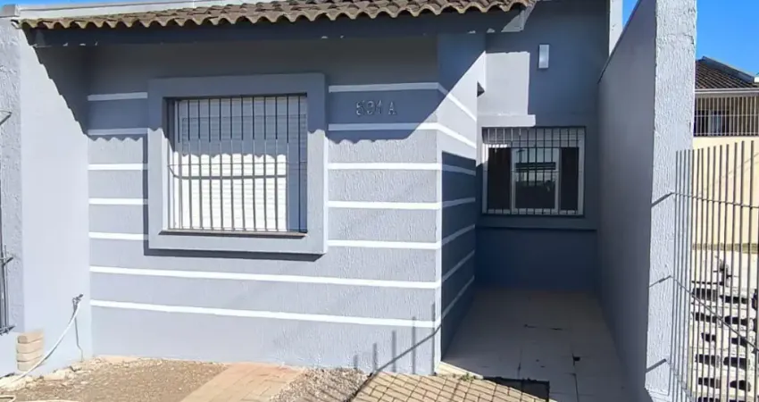Casa com 03 dormitórios no Bairro Nossa Senhora das Gracas