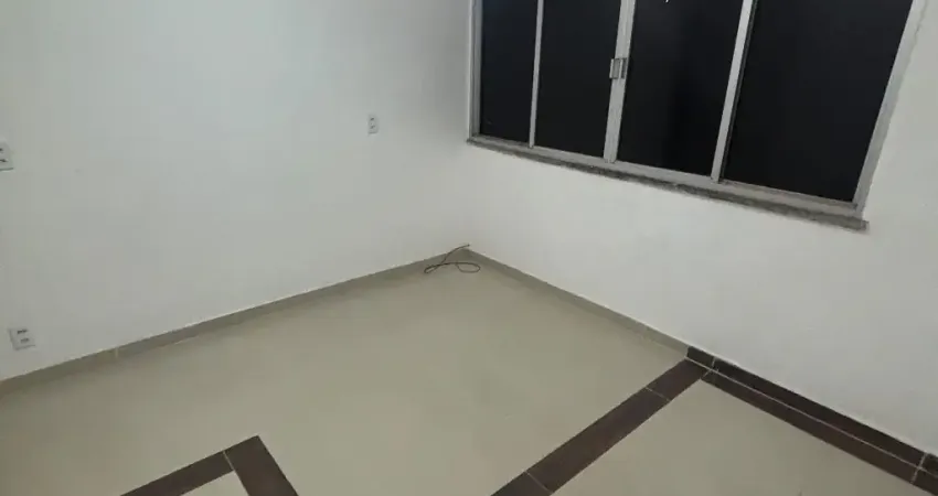 Apartamento térreo muito bem localizado próximo a faculdades