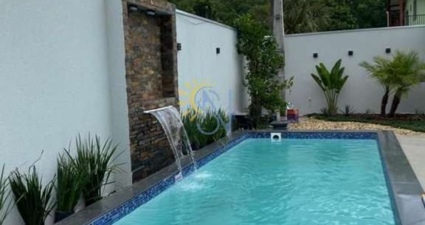 Casa para Locação em Balneário Camboriú, Barra, 4 dormitórios, 1 suíte, 4 banheiros, 2 vagas