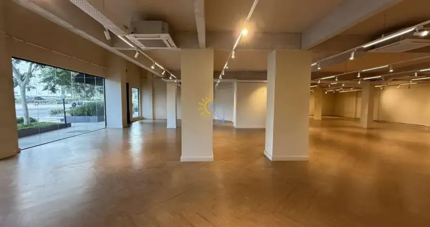 Sala Comercial para Locação em Balneário Camboriú, Centro, 4 banheiros, 2 vagas