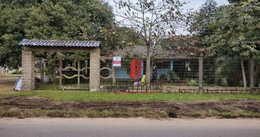 Casa com 2 dormitórios à venda por R$ 250.000,00 - Balneário Pinus Park - Arroio do Sal/RS