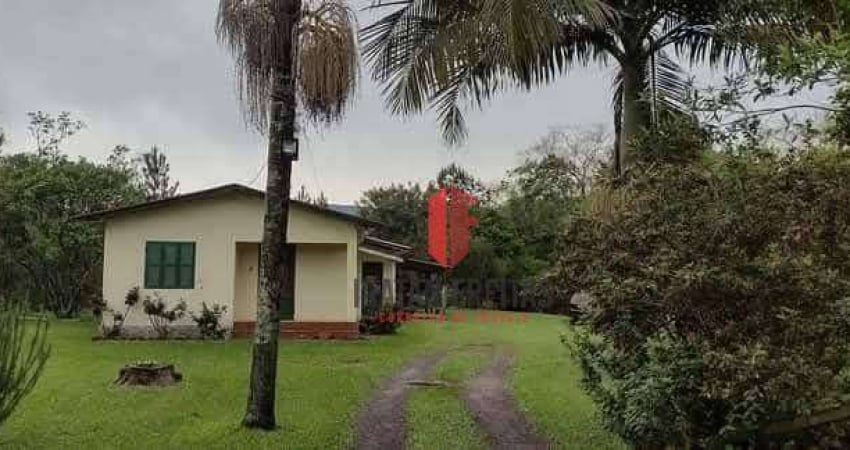 Chácara com 4 dormitórios à venda, 3500 m² por R$ 310.000,00 - Centro - Itati/RS