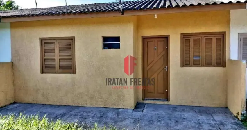 Casa com 2 dormitórios à venda por R$ 185.000,00 - Curumim - Capão da Canoa/RS
