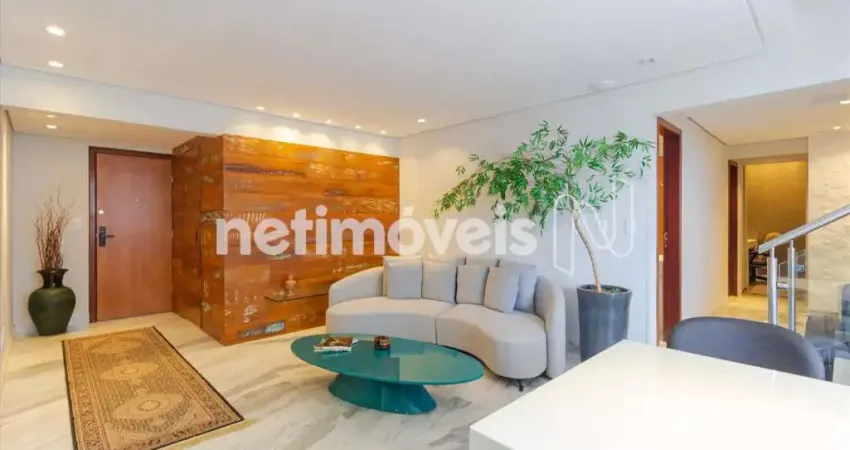 Cobertura à venda com 230 m², 3 dormitórios no bairro Buritis. Excelentes condições!