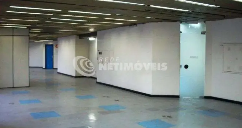 Loja para Aluguel no Centro com 733 m² de Área Útil - Oportunidade Imperdível!