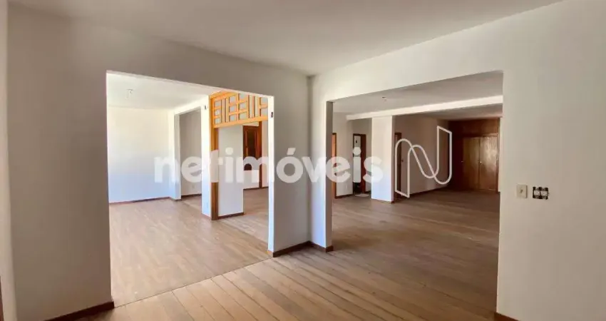 Ponto Comercial/Loja para Alugar no Bairro São Bento com 750 m² de Área Utilizada