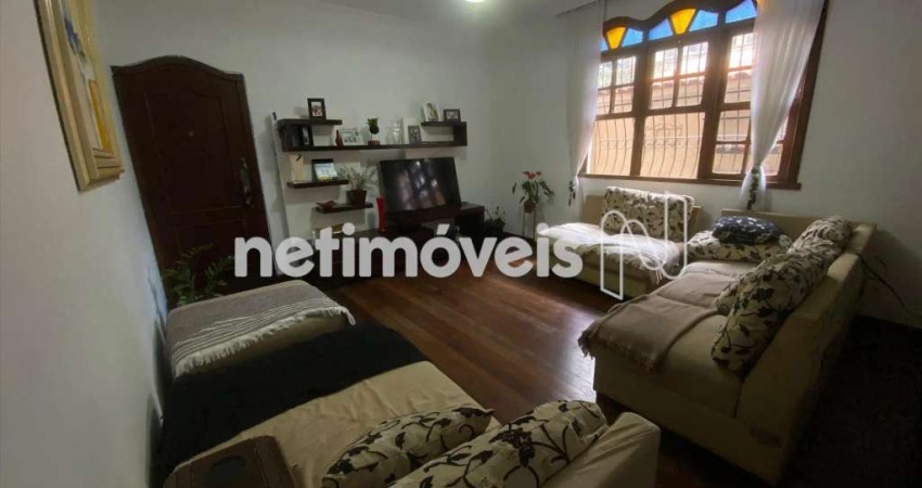 Apartamento à venda no bairro Sion com 222 m² e 4 dormitórios/quartos disponíveis.