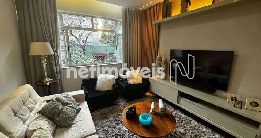 Apartamento à venda no bairro Funcionários com 130 m² e 3 dormitórios/quartos disponíveis