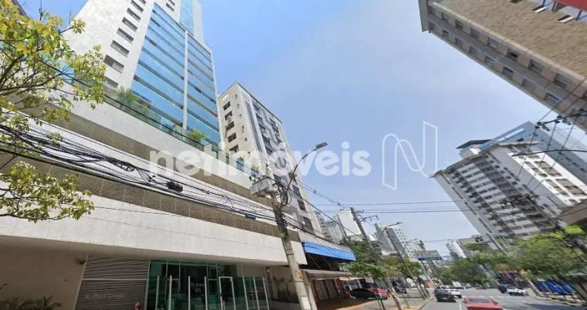 Apartamento à venda no Centro com 95m² e 2 dormitórios/quartos disponíveis.