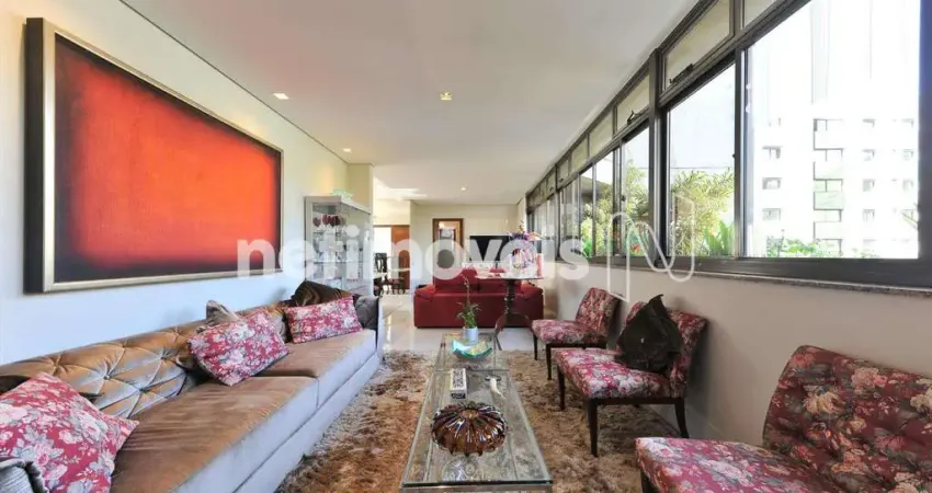 Apartamento à venda no bairro Sion com 168 m² e 4 dormitórios/quartos disponíveis