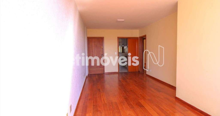 Apartamento à venda no bairro Serra, 3 dormitórios e área de 95 m² disponíveis.