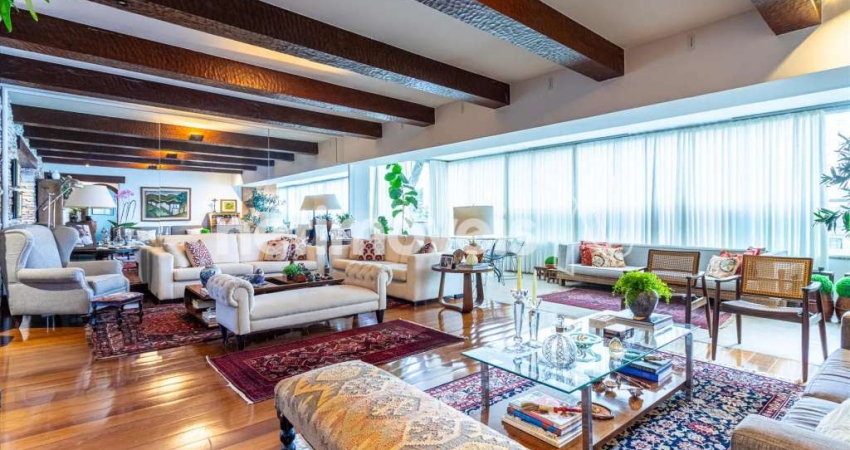 Apartamento à venda no bairro Serra com 421 m² e 4 dormitórios/quartos disponíveis.