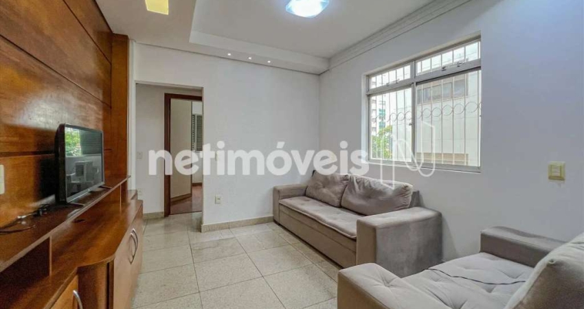 Apartamento à venda na Vila Paris com 80 m² e 3 dormitórios/quartos disponíveis.